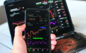 Minimalni promet na Sarajevskoj berzi: Indeksi pali, Energoinvest u laganom minusu