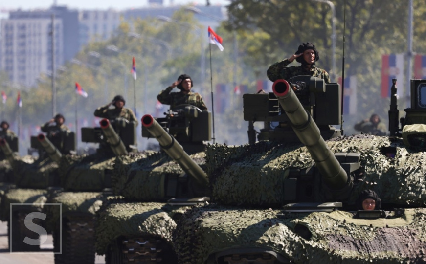 Intervju | Dušan Janjić: "Ko ne sluša pjesmu, slušaće oluju!" (I)