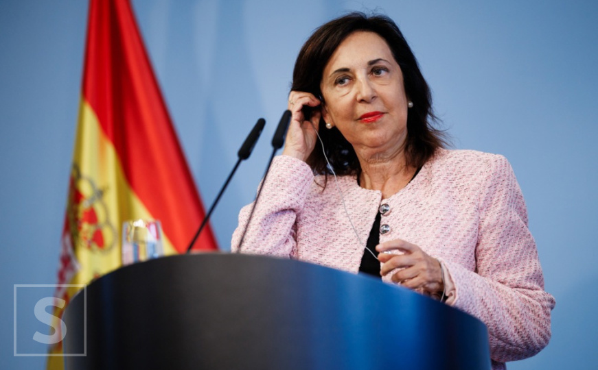 Španski vojni avion u kojem je bila ministrica doživio prekid GPS signala