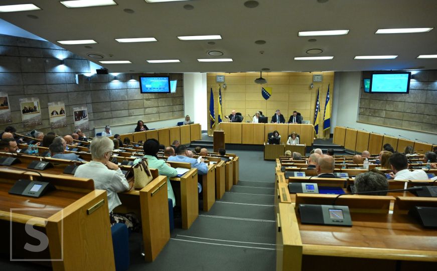 Vlada FBiH povukla tri zakona iz Parlamenta, traže vremena za njihovo razmatranje