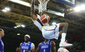 Uživo iz Zetre s utakmice kvalifikacija za FIBA Europa kup: KK Bosna - Kangoeroes Basket 82:57