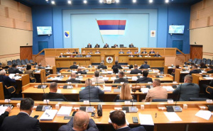 Opozicija nije glasala: Usvojen zaključak o prijevremenim izborima, stranke će same odabrati