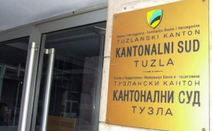 Određen pritvor Ifeti Karić: Sumnjiči se za ubistvo supruga