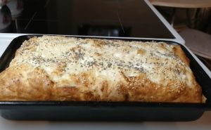 Otkriven trik pekara: Preliv od 4 sastojka pretvara svaku pitu u čaroliju