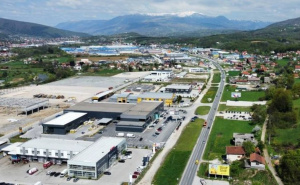 Tragedija kod Viteza: Muškarac pao sa krova tržnog centra