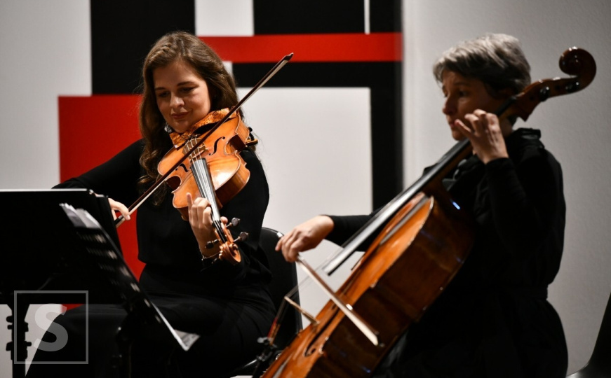 Muzika se susreće s vizualnom umjetnošću: SA Sinfonietta oživjela 'SubDokumenta Sarajevo 2025'