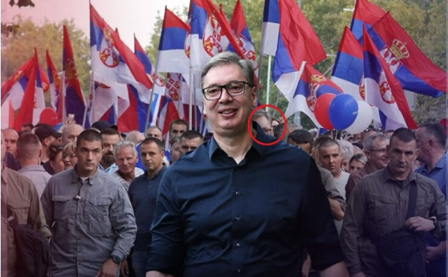 Hit objava: Šta nije u redu na novoj fotografiji Aleksandra Vučića?