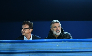 Mnogo poznatih lica na Grbavici, među njima Sergej Barbarez i Zoran Mamić