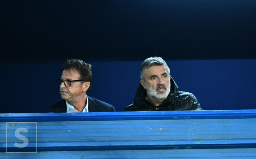 Mnogo poznatih lica na Grbavici, među njima Sergej Barbarez i Zoran Mamić