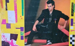 Boris Novković i pjesma dana: "Noćima ja sanjam tvoje tragove, kuda idu izgubljene djevojke..."