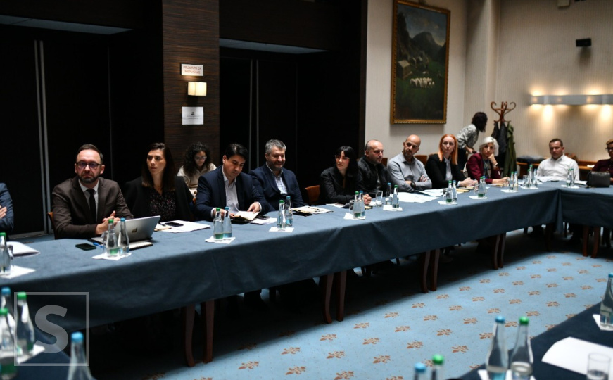 Pravo na informacije u BiH i dalje mrtvo slovo na papiru: Građani uskraćeni za ključne podatke