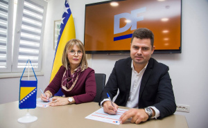 Arman Zalihić pristupio Demokratskoj fronti, pridružila mu se i direktorica Kantonalne bolnice