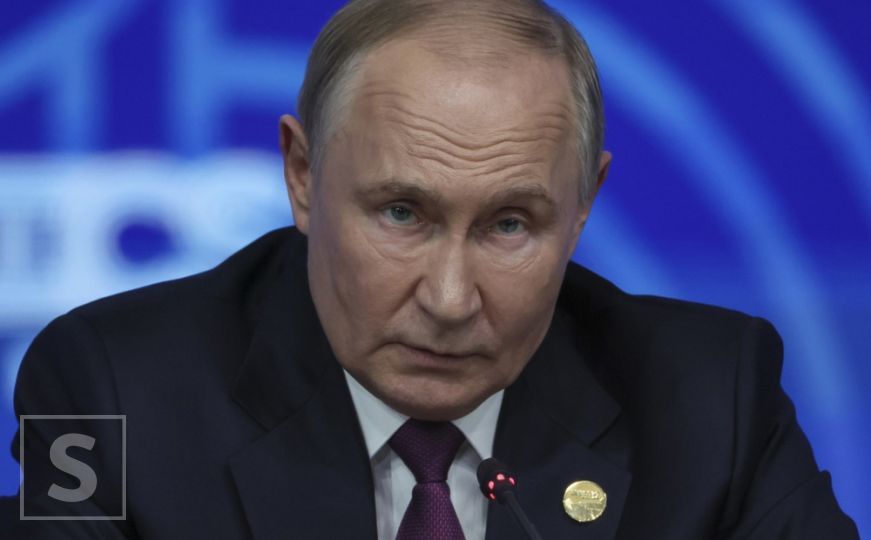 Stotine ljudi ispred Putinovog ureda u Moskvi, mediji tvrde: "Ovako nešto nismo vidjeli jako dugo"