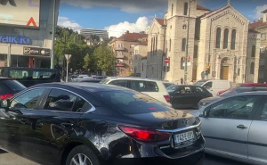 Saobraćajni kolaps u Sarajevu: Automobili se jedva kreću, "zablokirane" raskrsnice