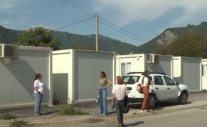 Godinu dana nakon stravičnih poplava: Mještani Donje Jablanice i dalje žive u kontejnerima