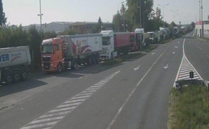 Teškoće u saobraćaju: Kamioni čekaju sedam sati na ulaz u Hrvatsku iz BiH