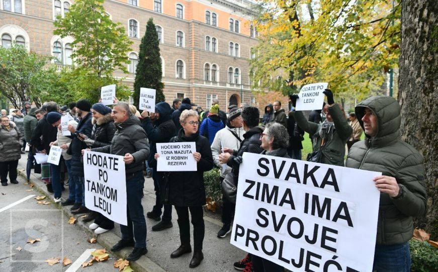 Građani strahuju pred grijnu sezonu: Vogošću čekaju hladni radijatori, a rješenje (opet) na čekanju?