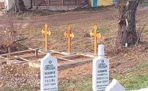 Bez istrage o krstovima na mezarju kod Srebrenice: Tužilaštvo BiH odbacilo prijavu