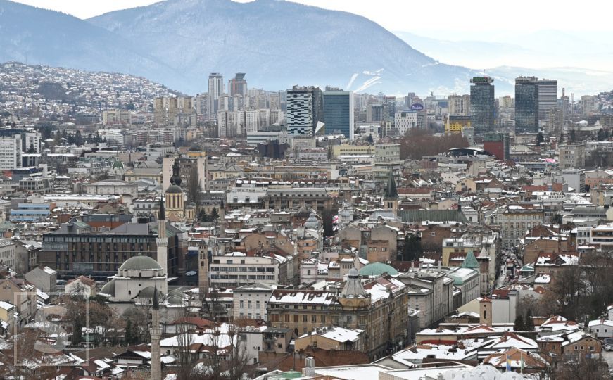 Zima na pomolu, meteorolozi upozoravaju: Početak oktobra donosi snijeg i mraz