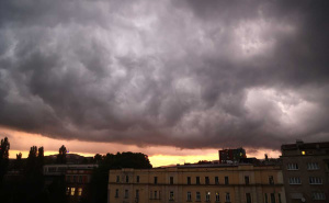 Snažna oluja ide prema Europi, meteorolozi upozoravaju: "Ovakvo nešto nije viđeno 60 godina"