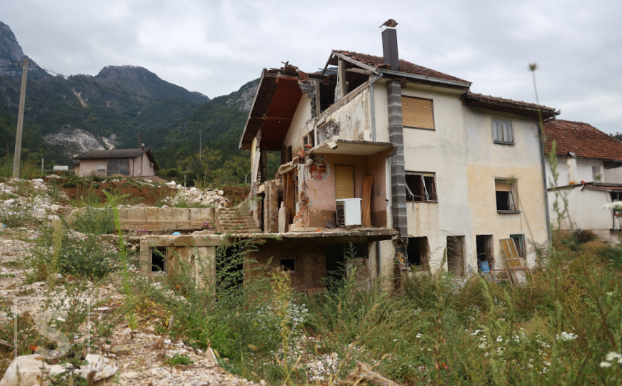 Glasovi preživjelih svjedoče o tragediji u Donjoj Jablanici: "Svi osim naše vlade su nam pomogli..."