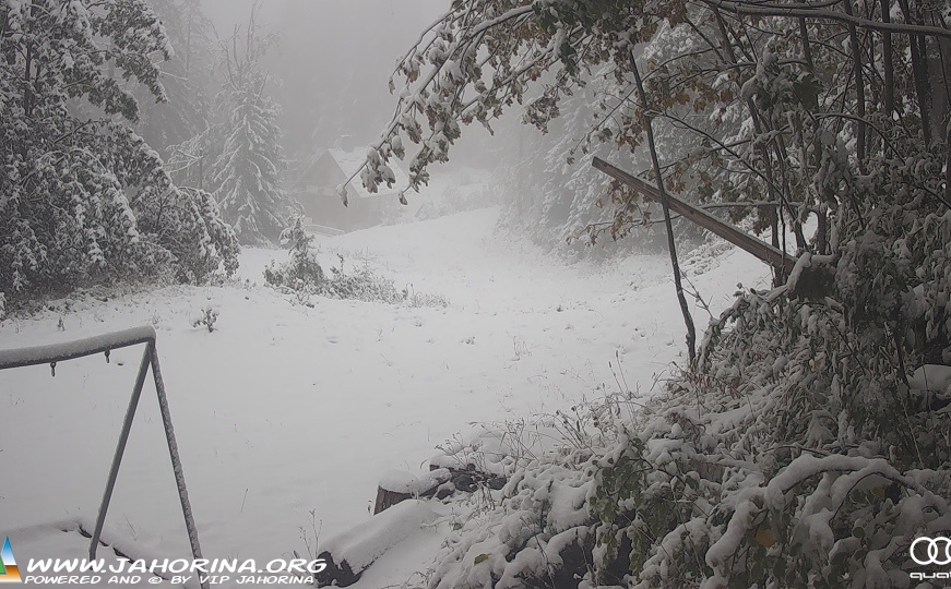 Bh. ljepotica pod bijelim prekrivačem: Pogledajte koliko je snijega palo na Jahorini