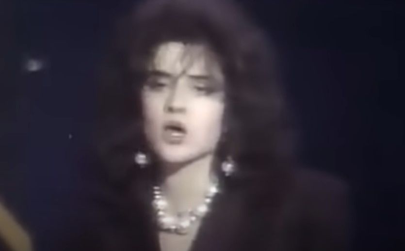 Zana i pjesma dana: "Rukuju se, rukuju, oni koji putuju..."