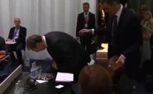 Vučić ponovo na meti ismijavanja: Pogledajte kako se izblamirao pred liderima Europe