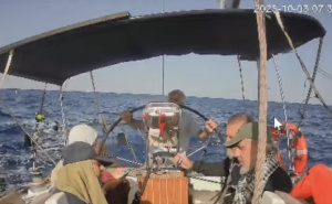 Napadnut posljednji brod flotile: Izraelski vojnik razbio kameru, zarobili aktiviste