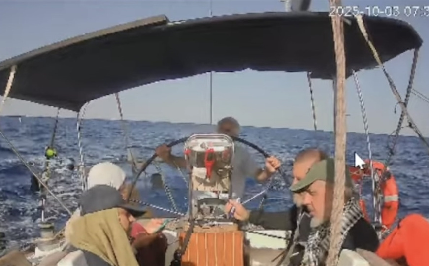 Napadnut posljednji brod flotile: Izraelski vojnik razbio kameru, zarobili aktiviste