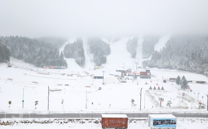 Zimska čarolija u oktobru: Pogledajte današnje prizore s Bjelašnice