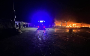 Požar uništio halu s tekstilom na pijaci u Brčkom: "Nismo mogli ništa spasiti"