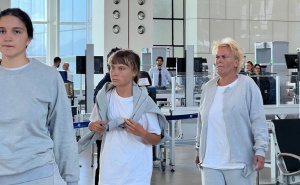 Greta Thunberg i 171 aktivista iz humanitarne flotile za Gazu deportovani u Grčku i Slovačku