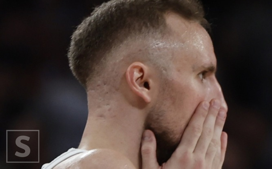 Džanan Musa se povrijedio: U bolovima napustio parket i otišao u svlačionicu