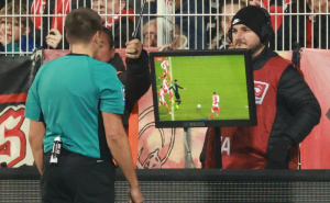 Merz nema ništa protiv: Hoće li Bundesliga ukinuti VAR?