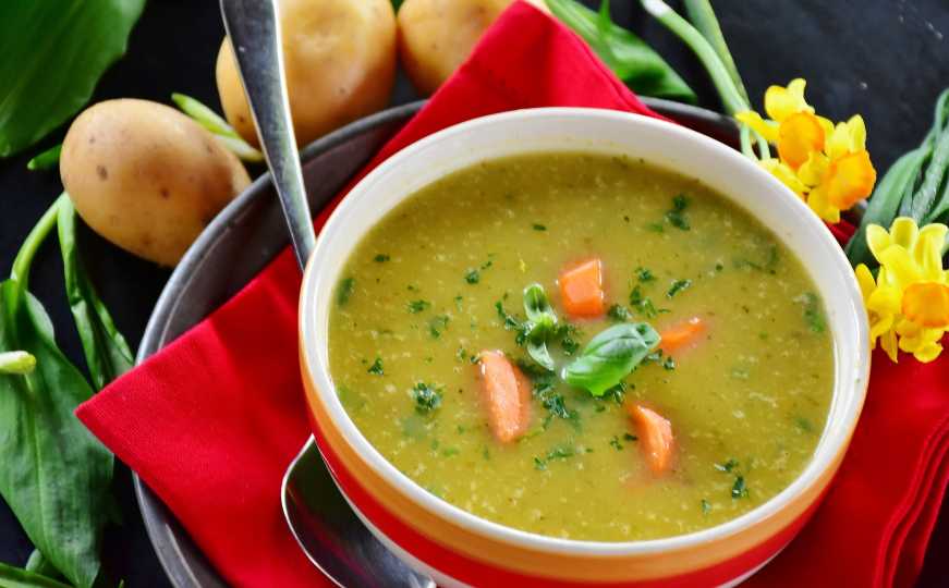 Poznata kuharica otkriva tajni sastojak za fantastičnu pileću supu: Ne zahtijeva puno napora