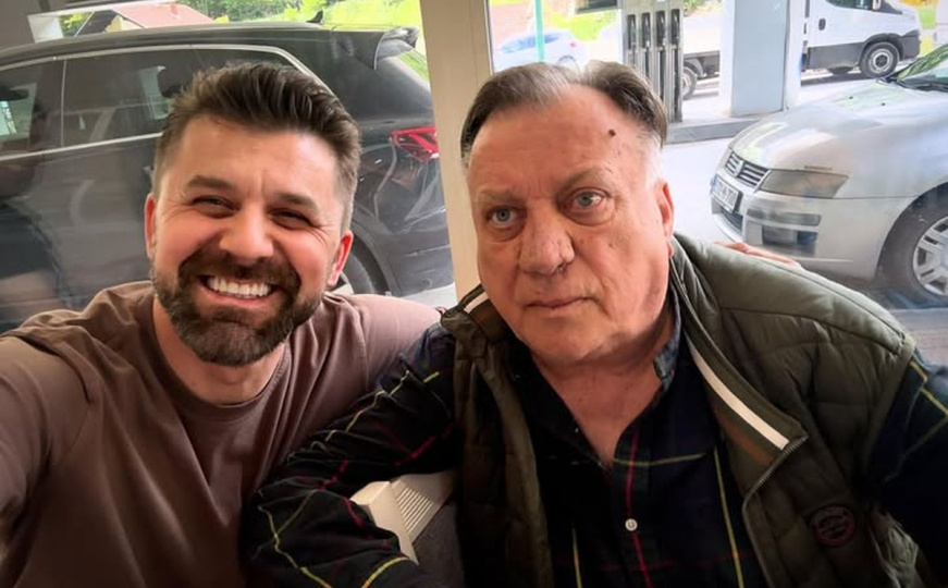 Bh. pjevač Amel Ćurić o Halidu Bešliću: "Uvijek bi naglašavao da je u duši roker"