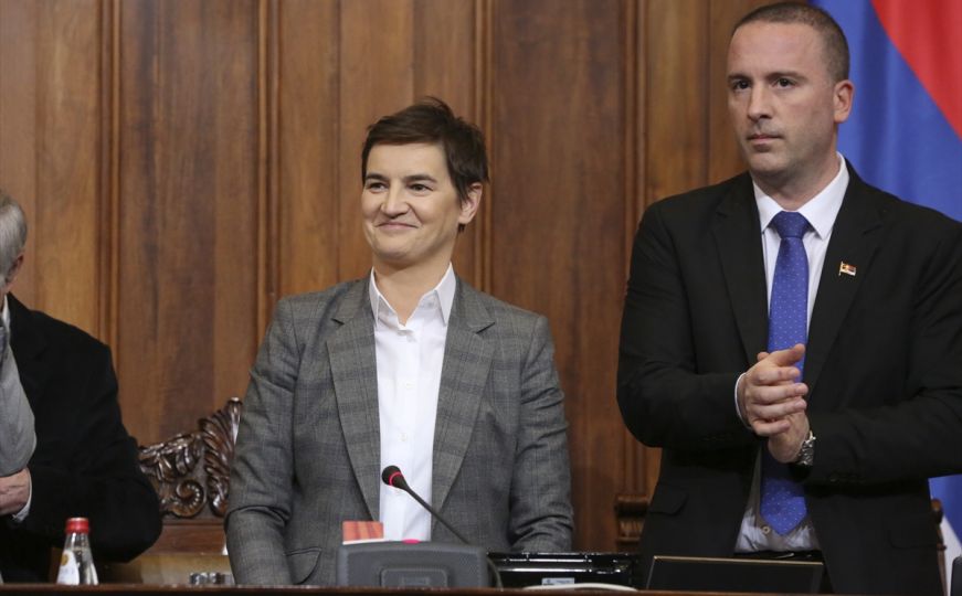 Ana Brnabić u svom elementu: Prostački vrijeđala poslanika iz redova opozicije