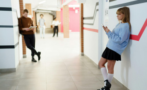 Škola u Hrvatskoj zabranila mobitele, šminku, umjetne nokte i gazirana pića: "Promjena se već vidi"