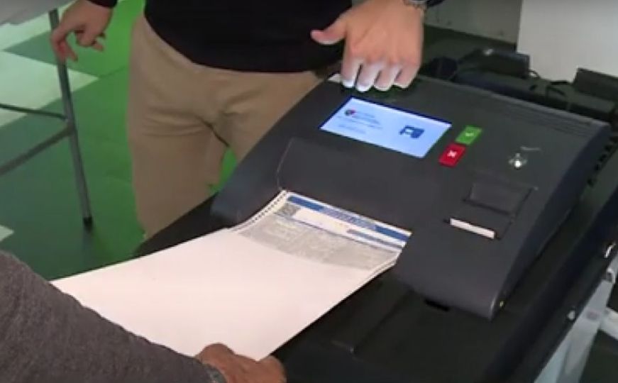 "Težak" 88 miliona KM: CIK BiH raspisuje tender za skenere i biometrijsku identifikaciju birača