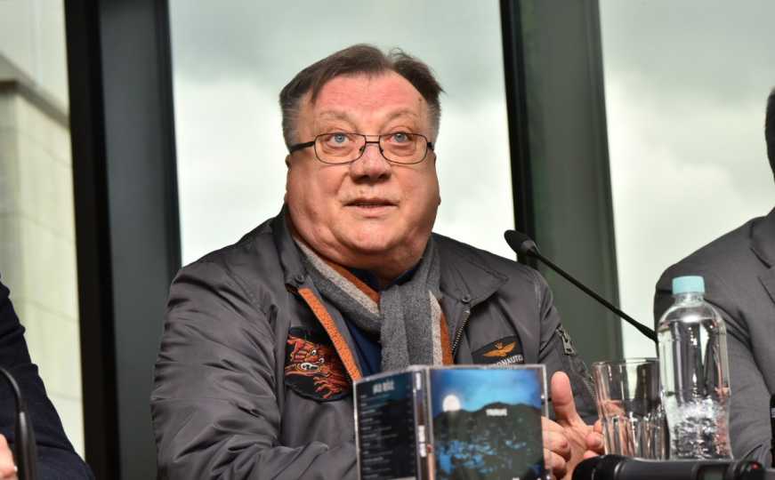 U Sarajevu otvorena knjiga žalosti povodom smrti Halida Bešlića