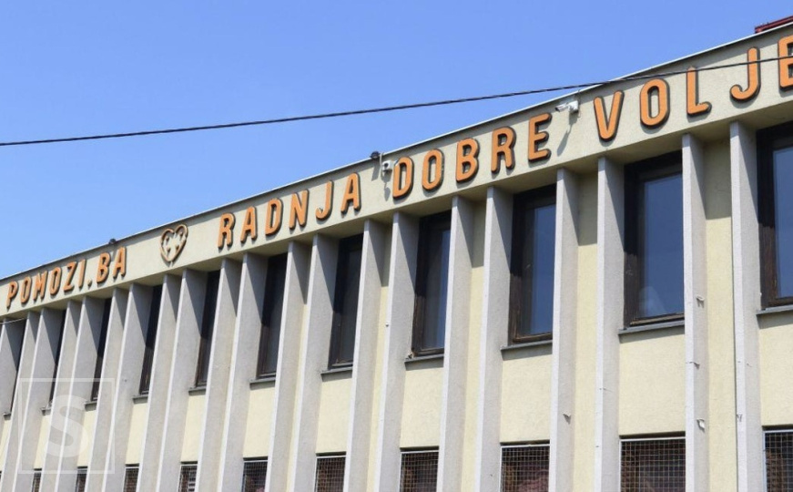 Pomozi.ba upozorava građane: Žena se lažno predstavlja kao humanitarna radnica i uzima novac