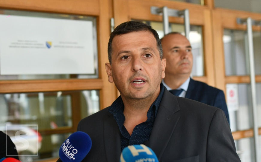 Vukanović se žestoko obrušio na Stanivukovića: "Zabio si nam nož u leđa"