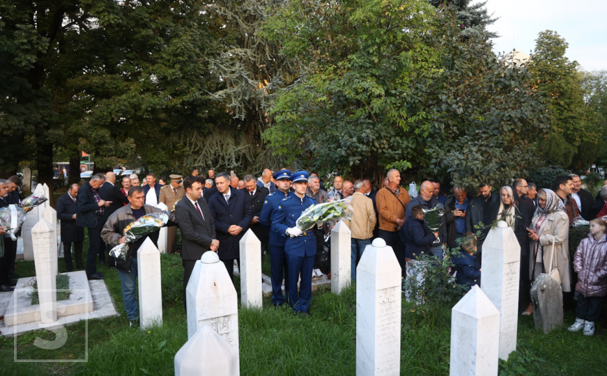 Obilježena godišnjica pogiblje legendarnog komandanta: Denis Bećirović odao počast Zaimu Imamoviću