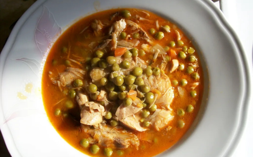 Grašak i piletina po receptu naših starih: Trik je u ovoj stvari