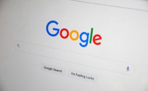 Nova uredba na snazi: Google i Meta odustali od političkih oglasa