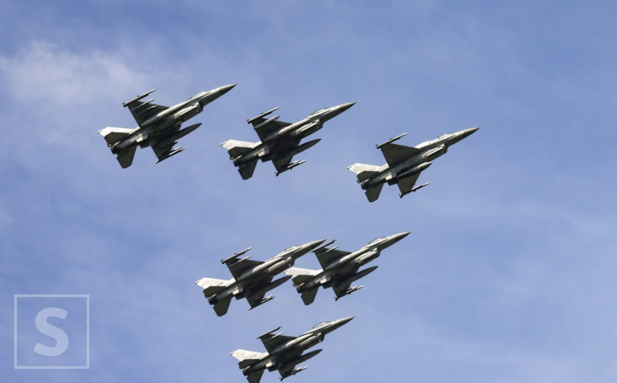 Misija trajala 12 sati: NATO avioni patrolirali na granici sa Rusijom