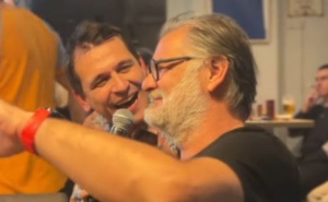 "Ramo, Ramo druže moj": Mirvad Kurić zapjevao kao Rile iz "Vize za budućnost"