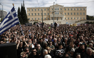 Grčka uvodi 13-satno radno vrijeme: Parlament usvojio zakon uprkos žestokom protivljenju građana