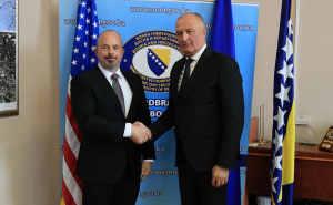 Helez i Ginkel: Nastavljamo važan projekat nabavke helikoptera koji će ojačati OS BiH